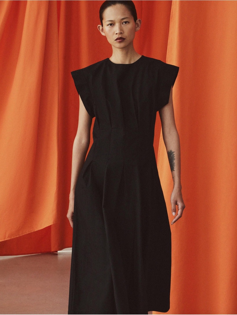 Zara Pleated Poplin Black 100% Cotton Midi Dress ZW Collection Size L NWT